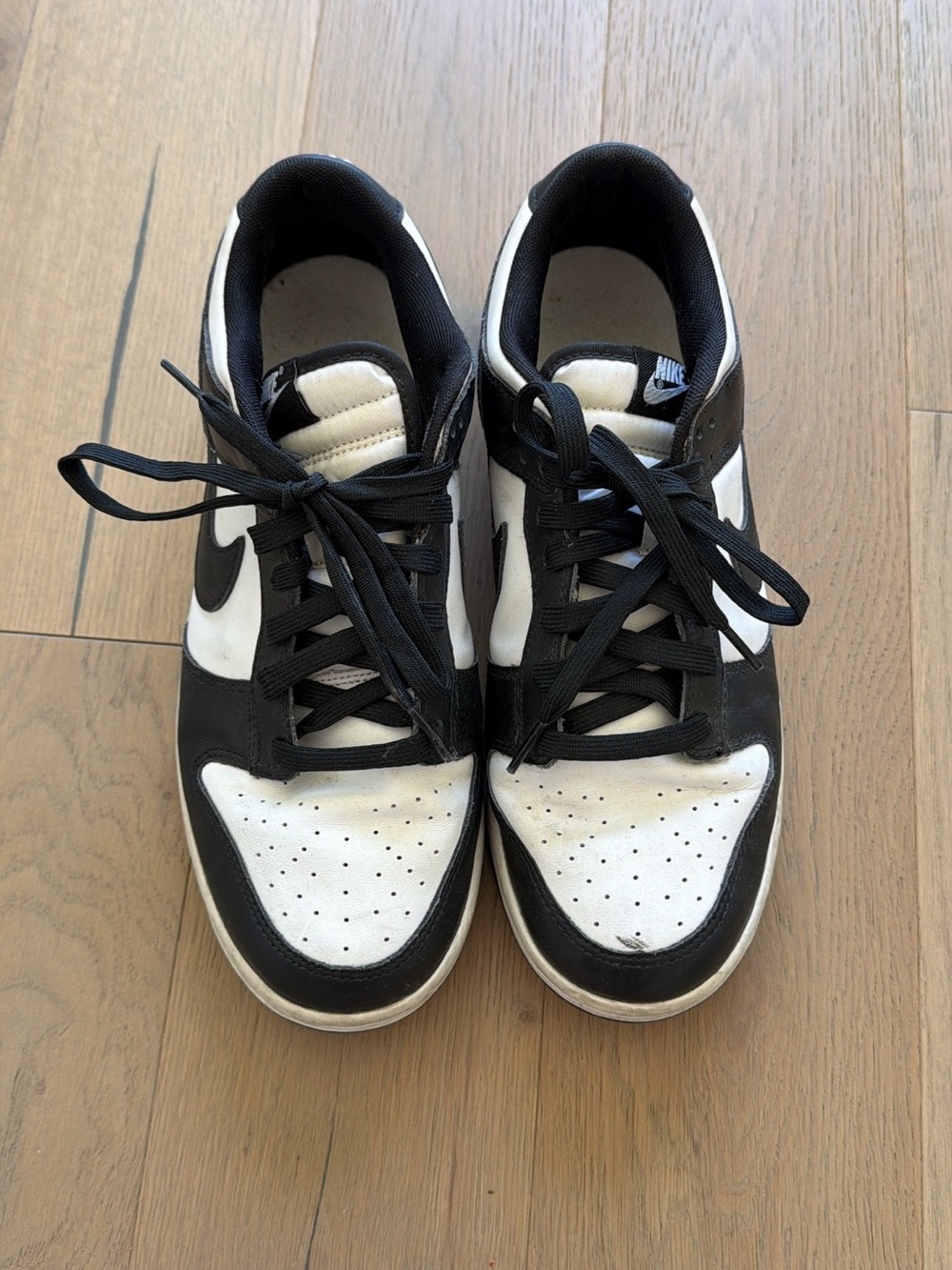 NIKE LOW DUNK PANDA - Picture 2 of 2